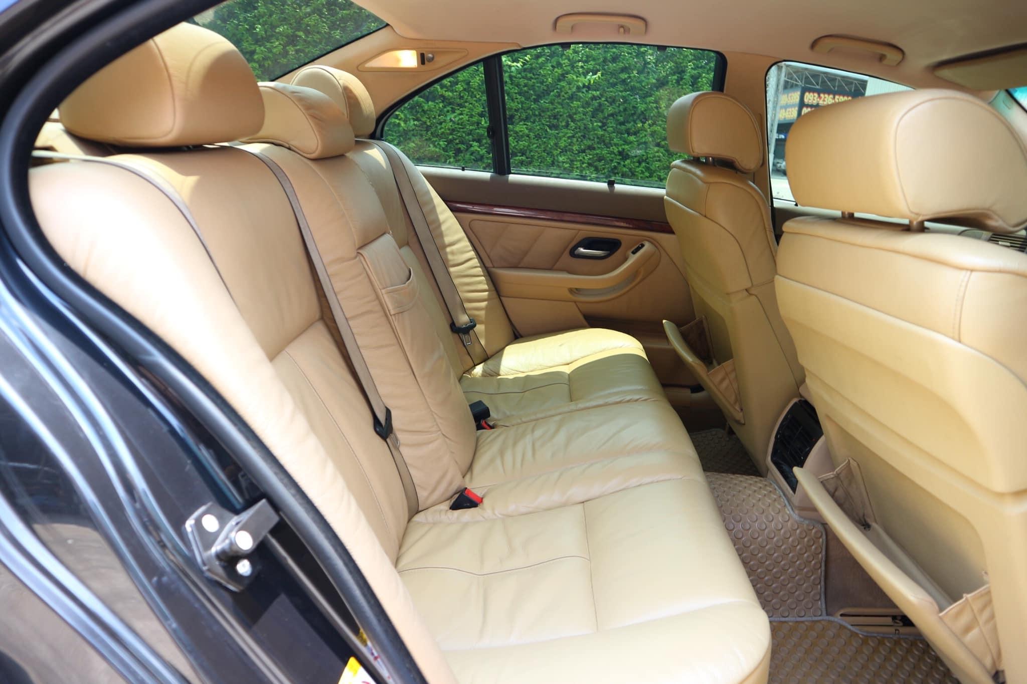 BMW E39 523i ปี 2003 สีดำ (รูปที่ 9)