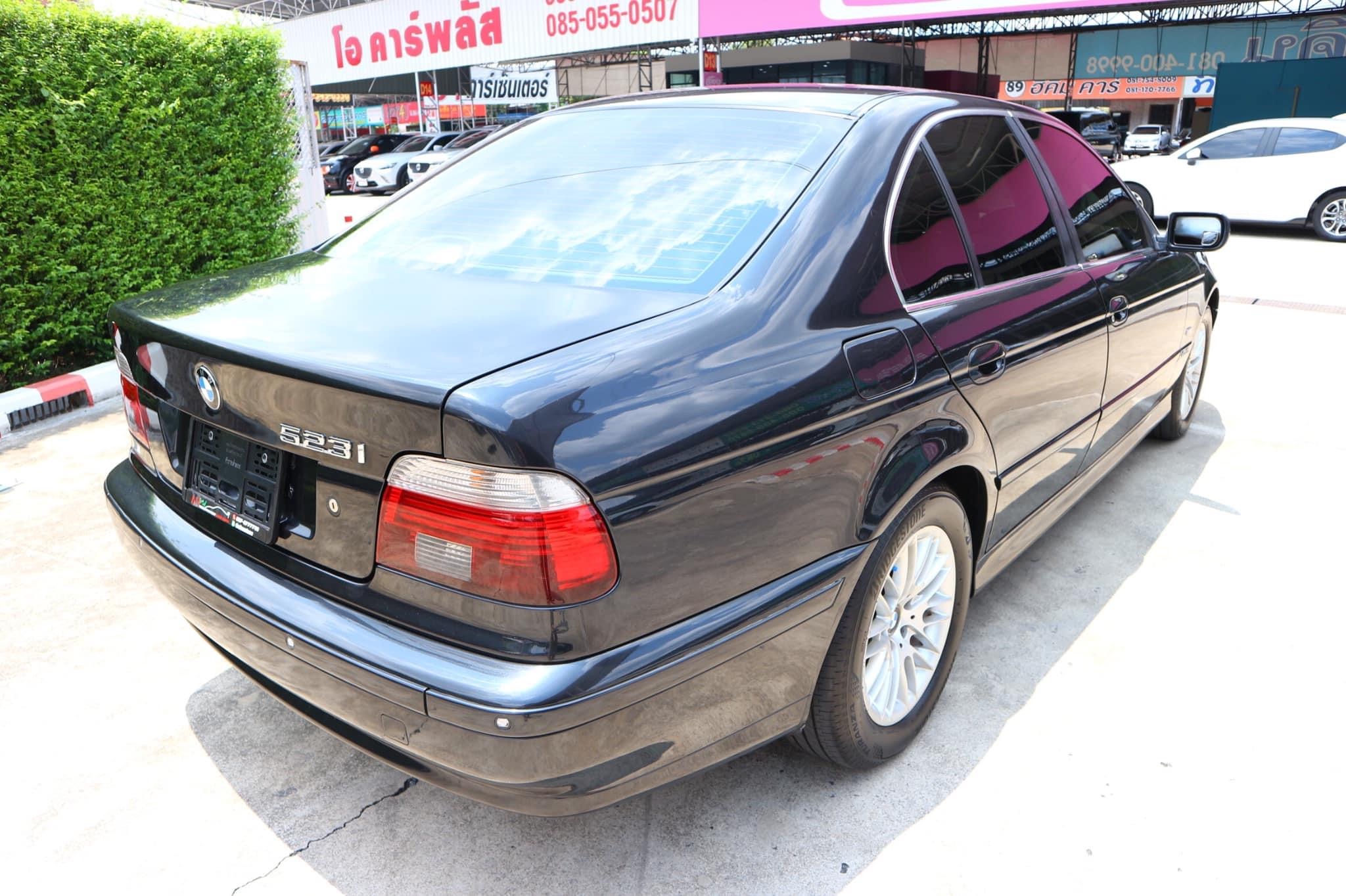 BMW E39 523i ปี 2003 สีดำ (รูปที่ 4)