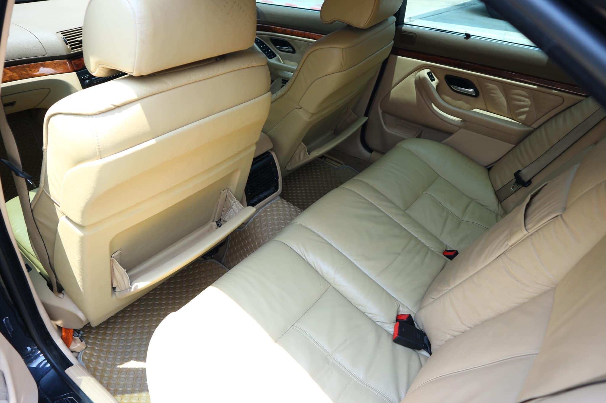 BMW E39 523i ปี 2003 สีดำ (รูปที่ 12)