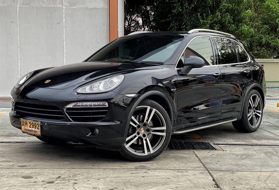 Porsche Cayenne ปี 2013 สีดำ (รูปที่ 3)