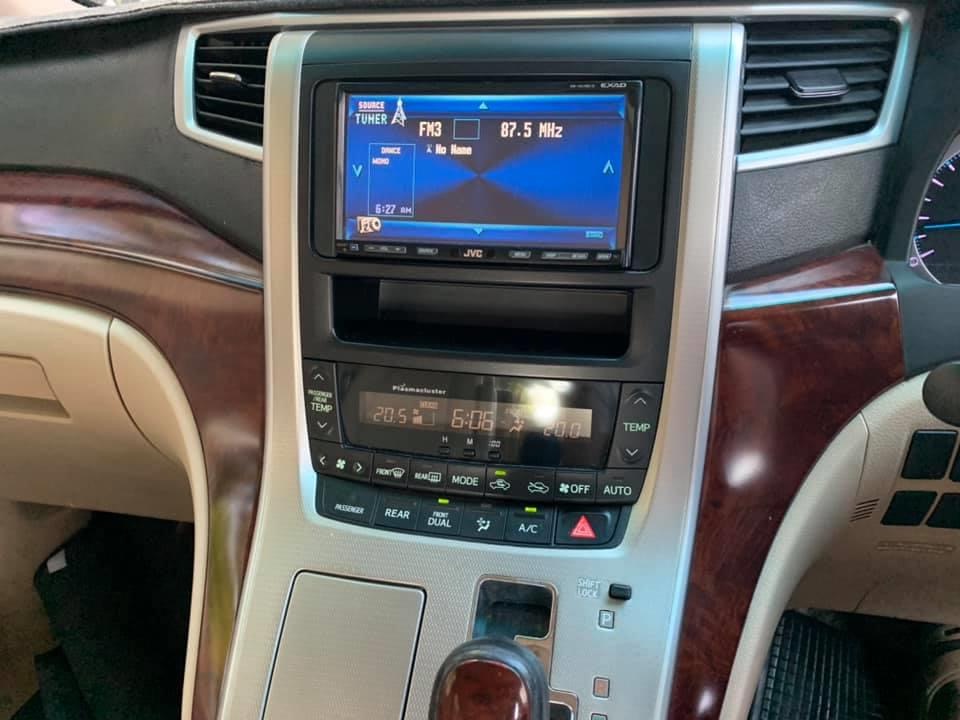 Toyota Alphard ปี 2008 สีขาว (รูปที่ 9)