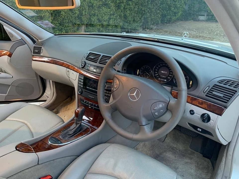 Mercedes-Benz E-Class W211 E200 ปี 2005 สีเงิน (รูปที่ 10)