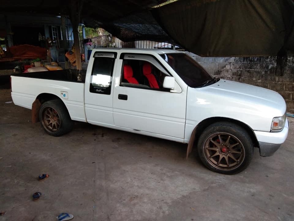 Isuzu TFR มังกรทอง ปี 1996 สีขาว (รูปที่ 11)