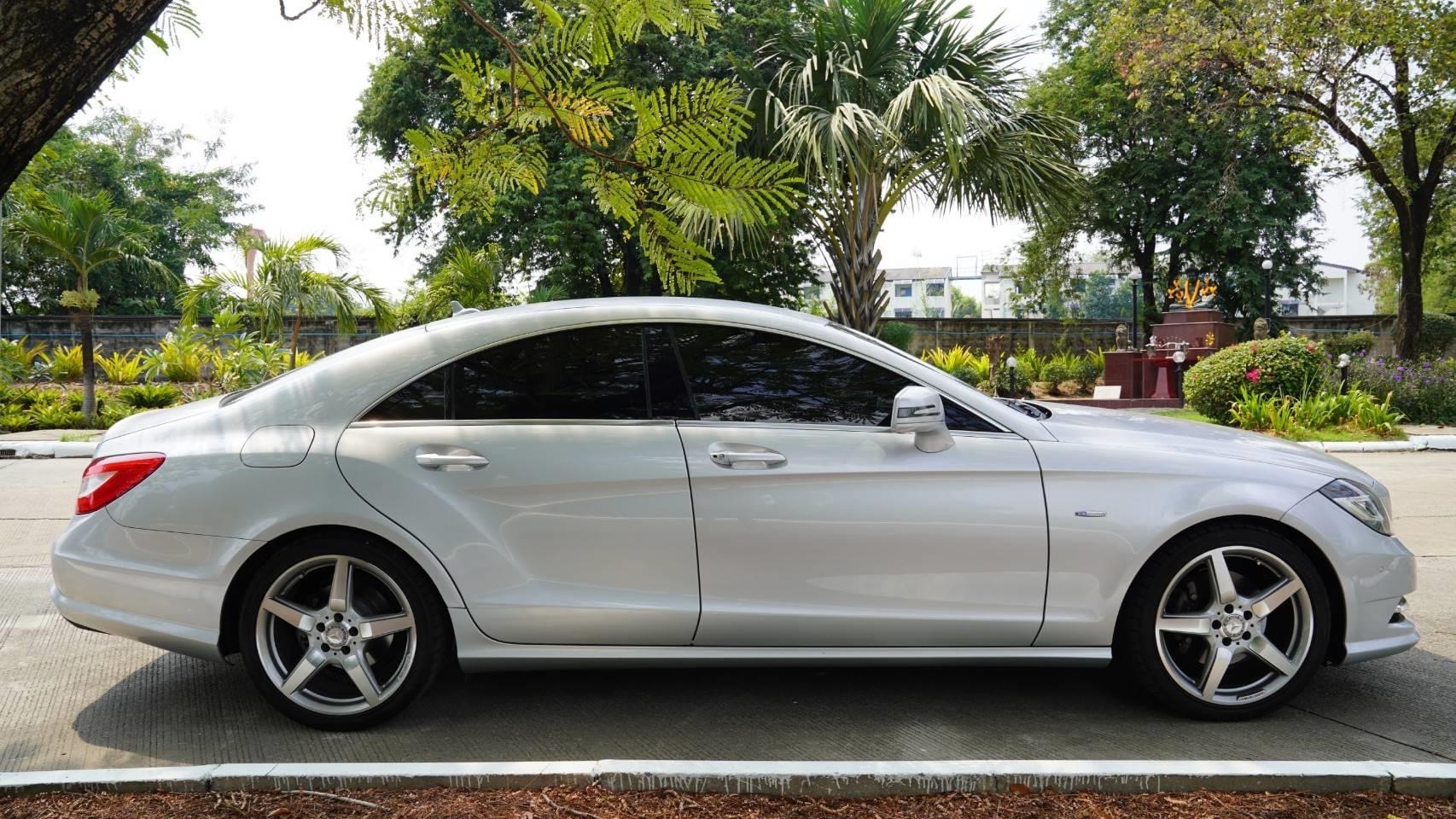 Mercedes-Benz CLS-Class W218 CLS250 ปี 2012 สีเทา (รูปที่ 4)