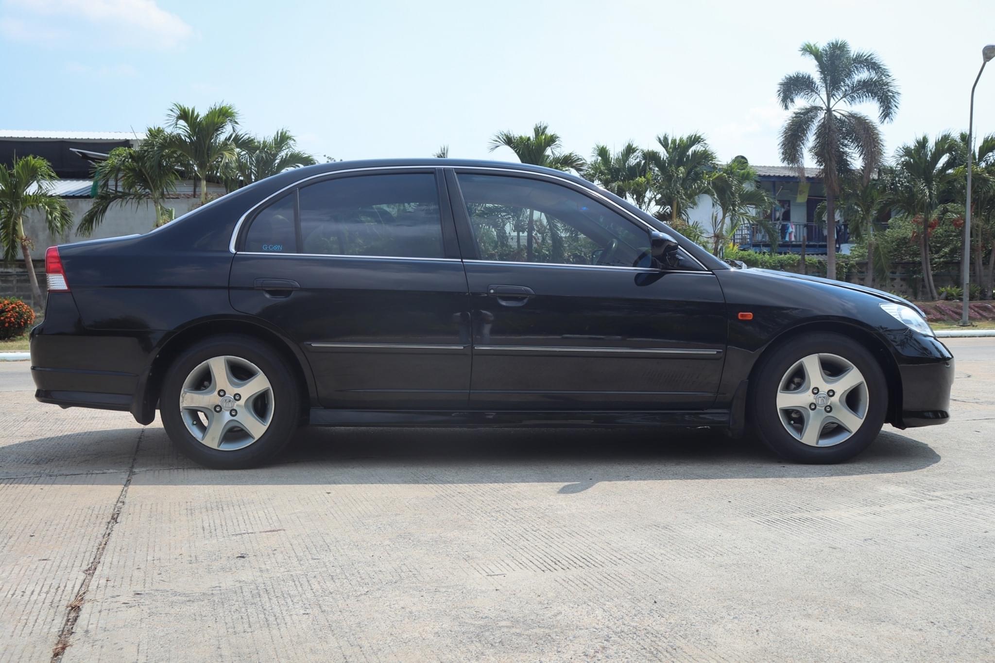 Honda Civic ES (Dimension) โฉม ตาเหยี่ยว ปี 2005 สีดำ (รูปที่ 5)