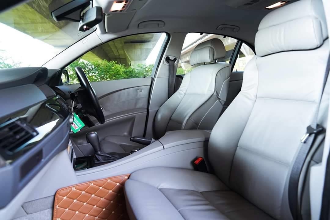 BMW 5 Series E60 525i ปี 2004 สีเงิน (รูปที่ 13)