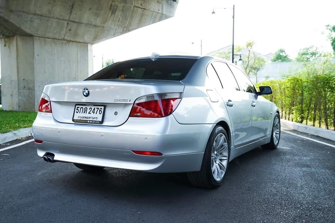BMW 5 Series E60 525i ปี 2004 สีเงิน (รูปที่ 6)