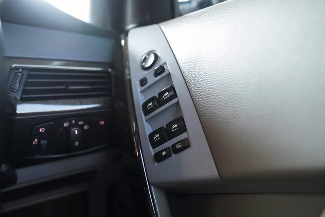 BMW 5 Series E60 525i ปี 2004 สีเงิน (รูปที่ 12)