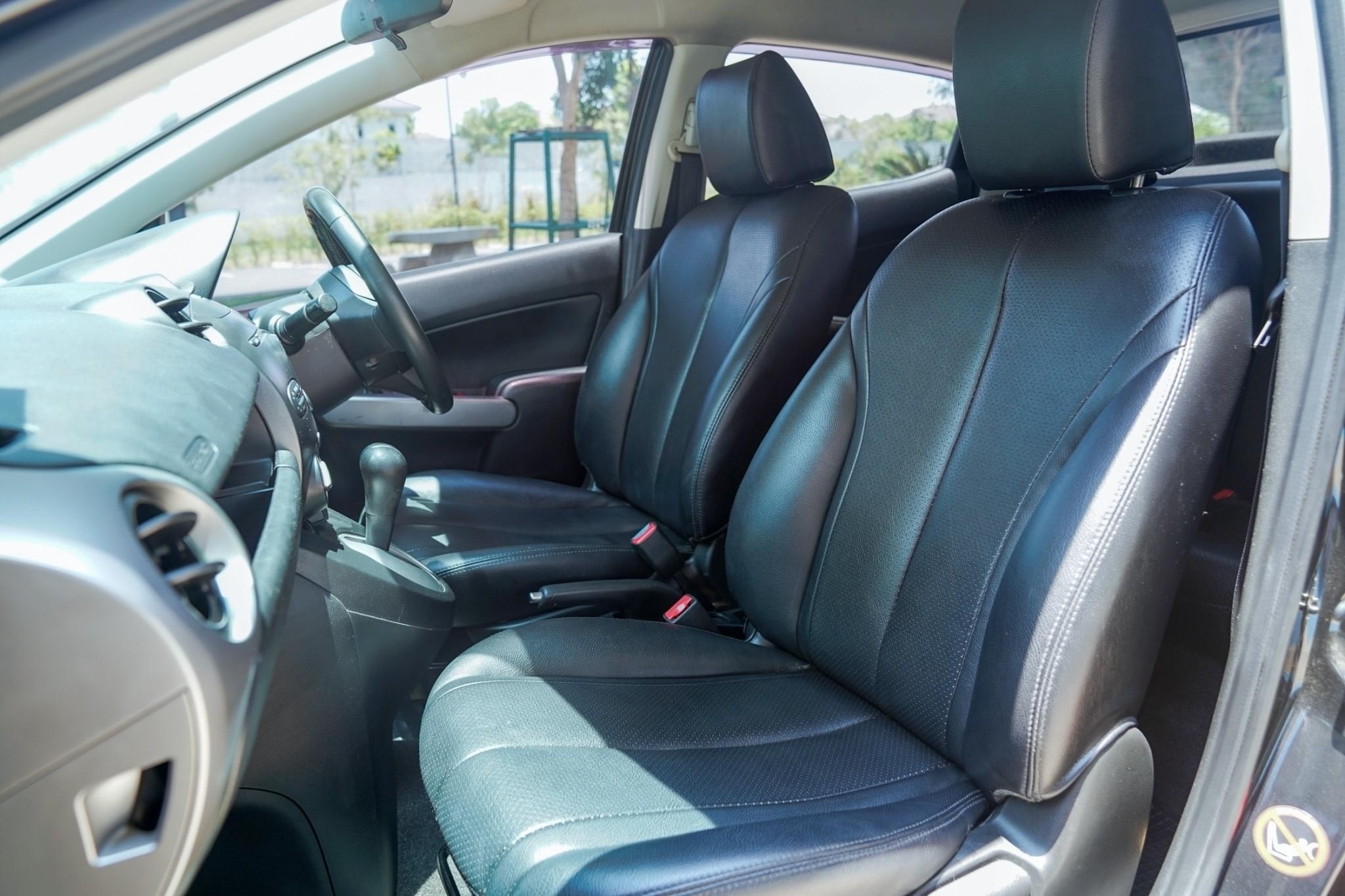 Mazda 2 Sports (5 ประตู) ปี 2012 สีดำ (รูปที่ 14)