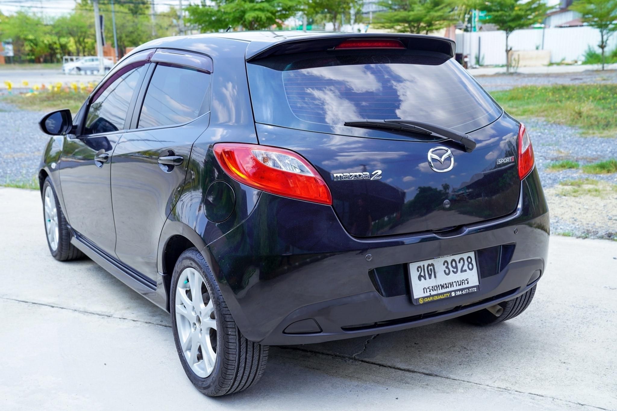 Mazda 2 Sports (5 ประตู) ปี 2012 สีดำ (รูปที่ 4)