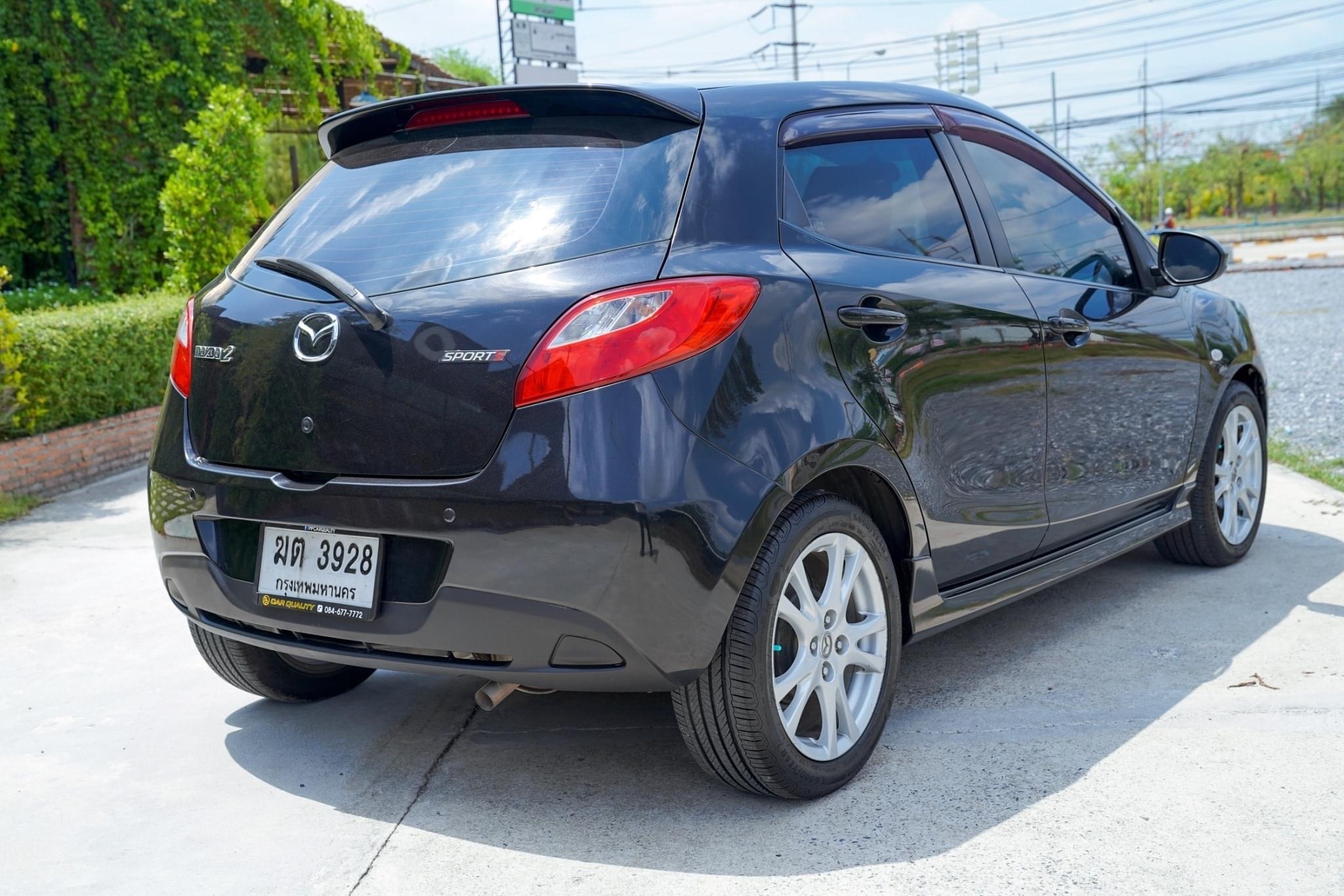 Mazda 2 Sports (5 ประตู) ปี 2012 สีดำ (รูปที่ 5)
