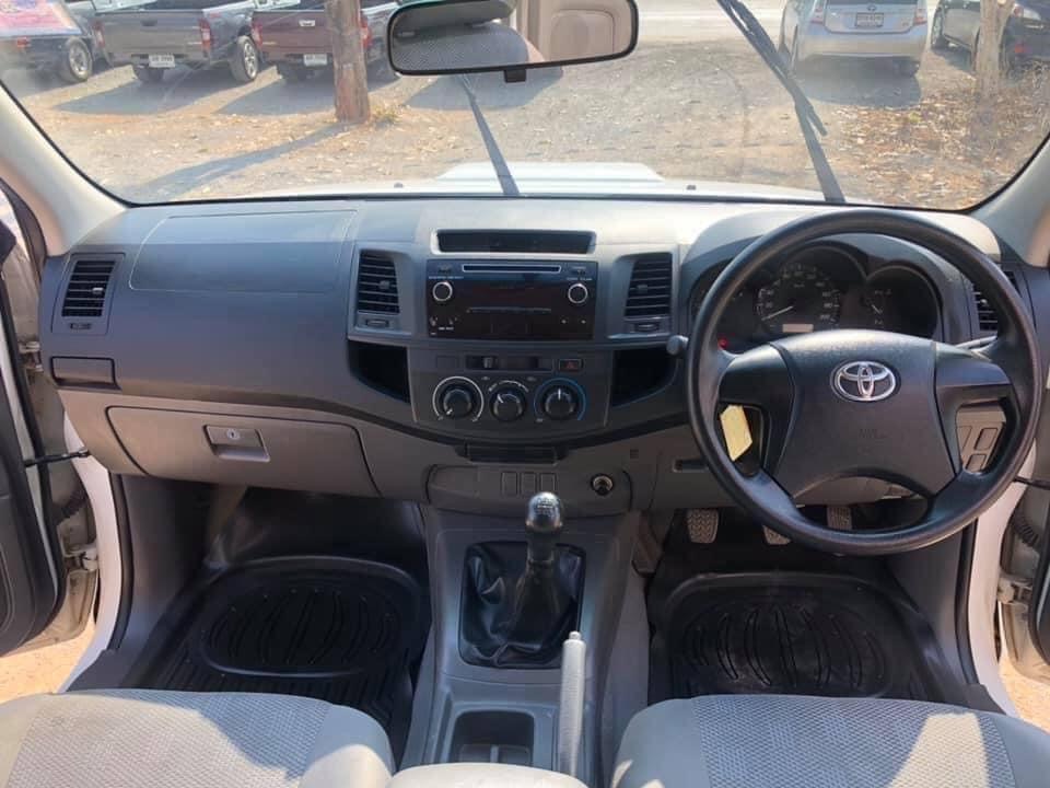 Toyota Hilux Vigo Extra cab ปี 2013 สีขาว (รูปที่ 9)