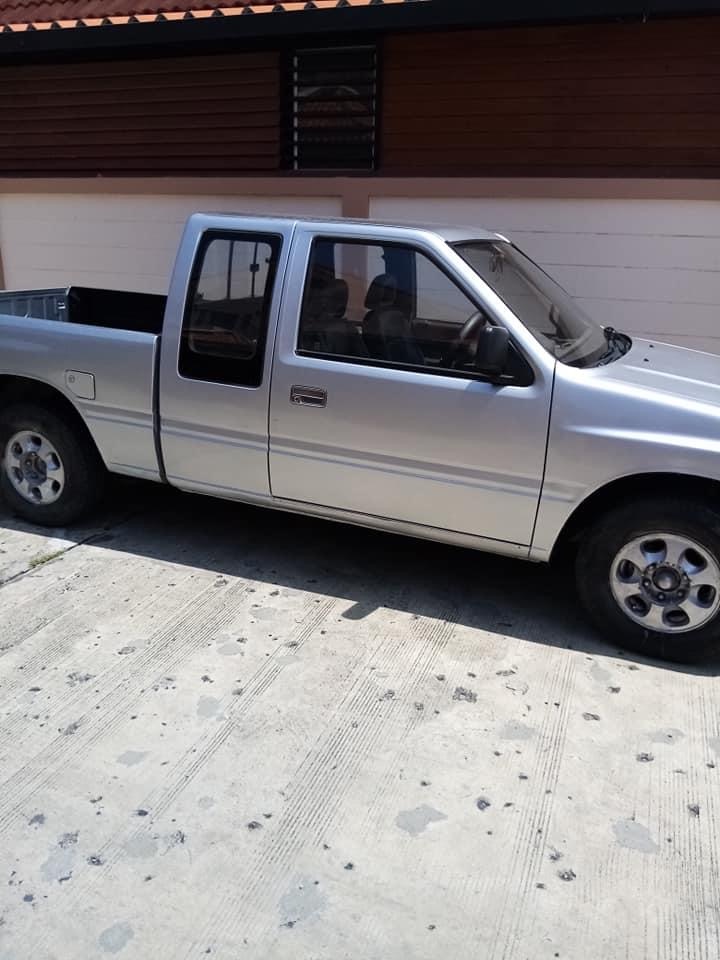 Isuzu TFR มังกรทอง ปี 1995 สีเงิน (รูปที่ 2)