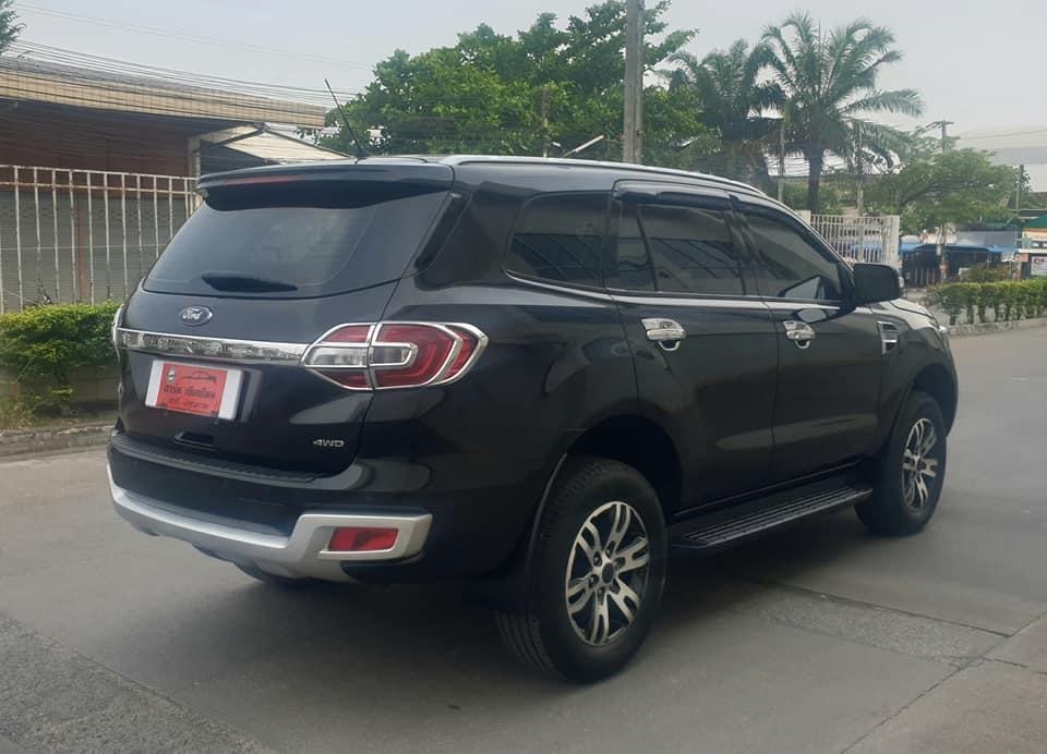 Ford Everest ปี 2016 สีดำ