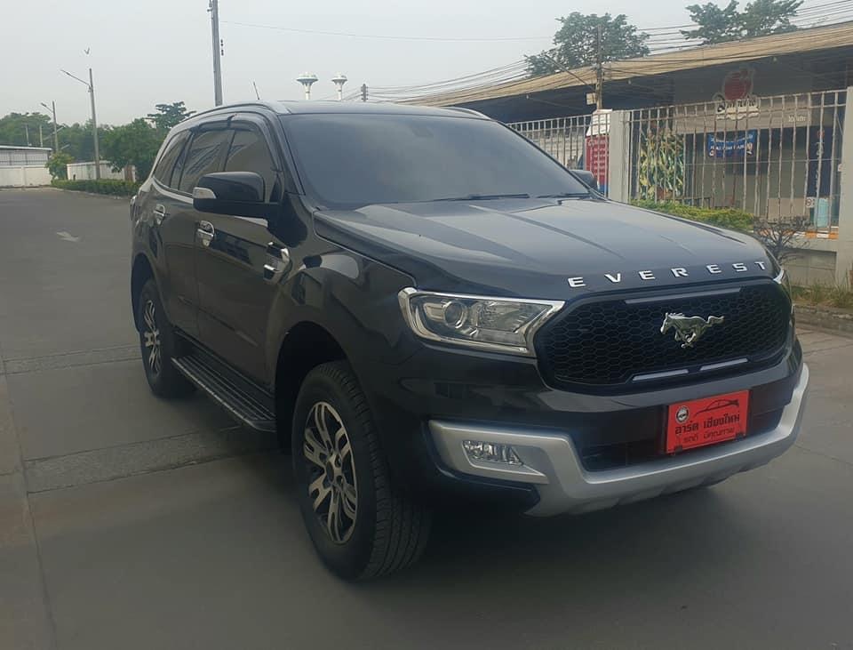 Ford Everest ปี 2016 สีดำ