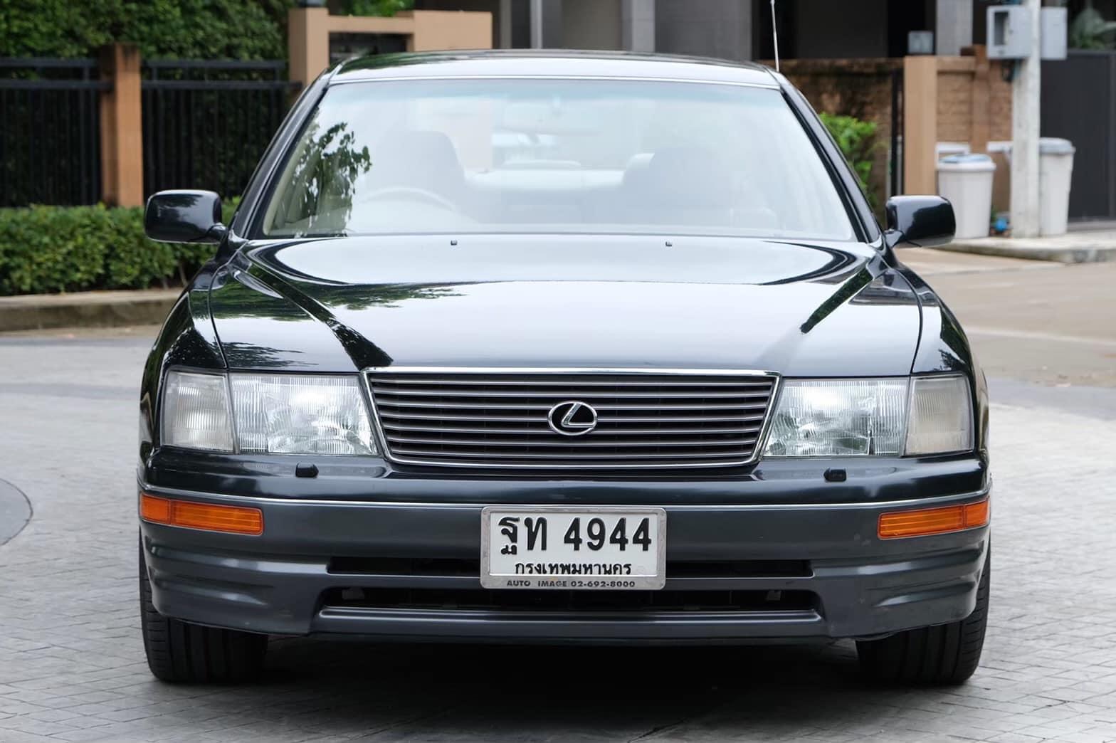 Lexus LS400 ปี 1998 สีดำ (รูปที่ 3)