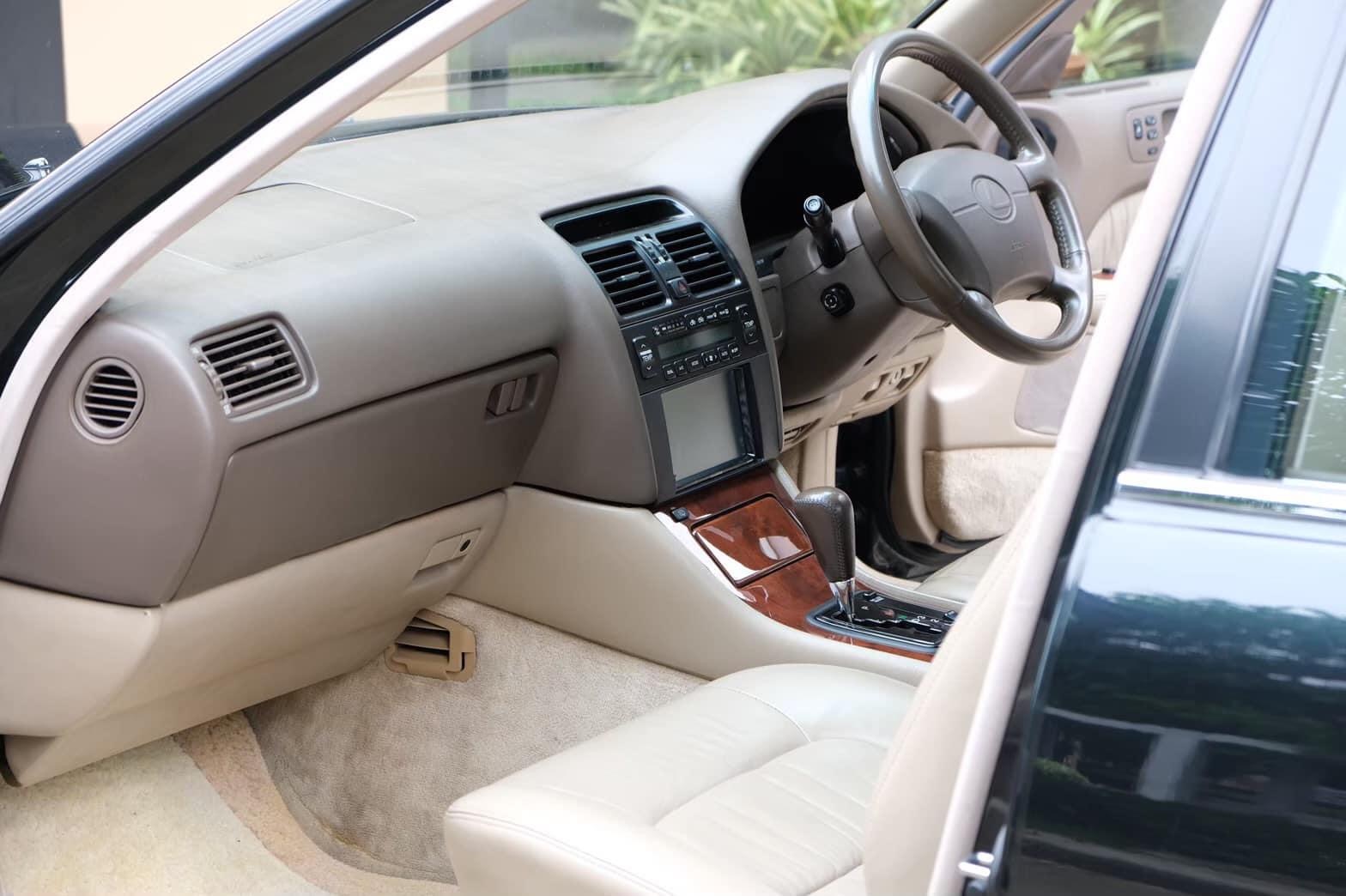 Lexus LS400 ปี 1998 สีดำ (รูปที่ 7)