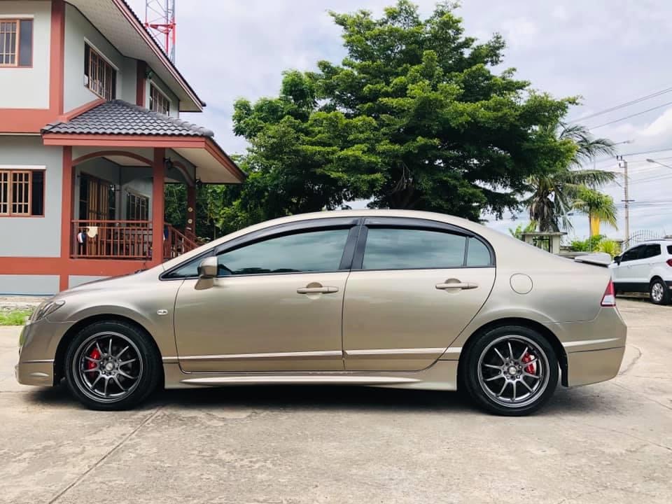 Honda Civic FD ปี 2010 สีทอง (รูปที่ 6)
