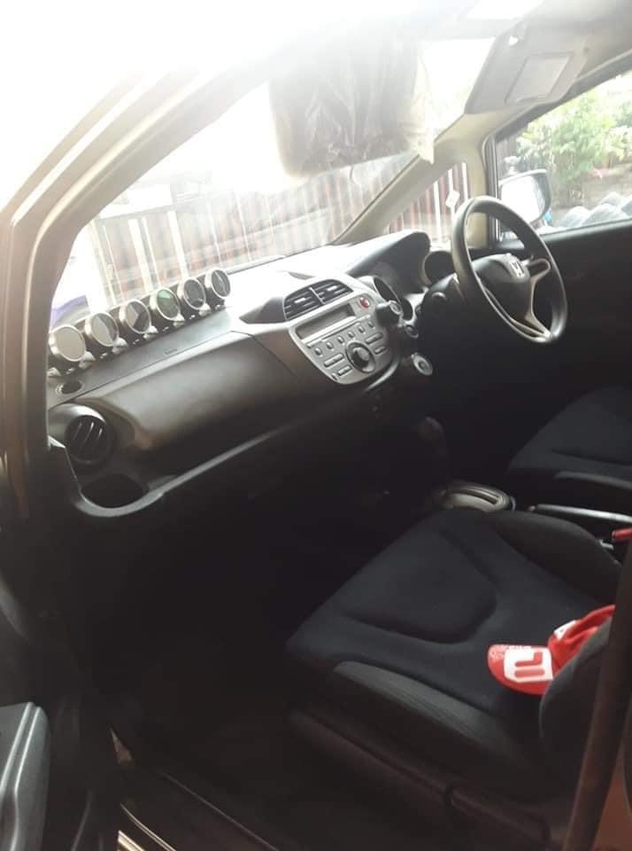 Honda Jazz GE ปี 2014 สีเทา (รูปที่ 3)