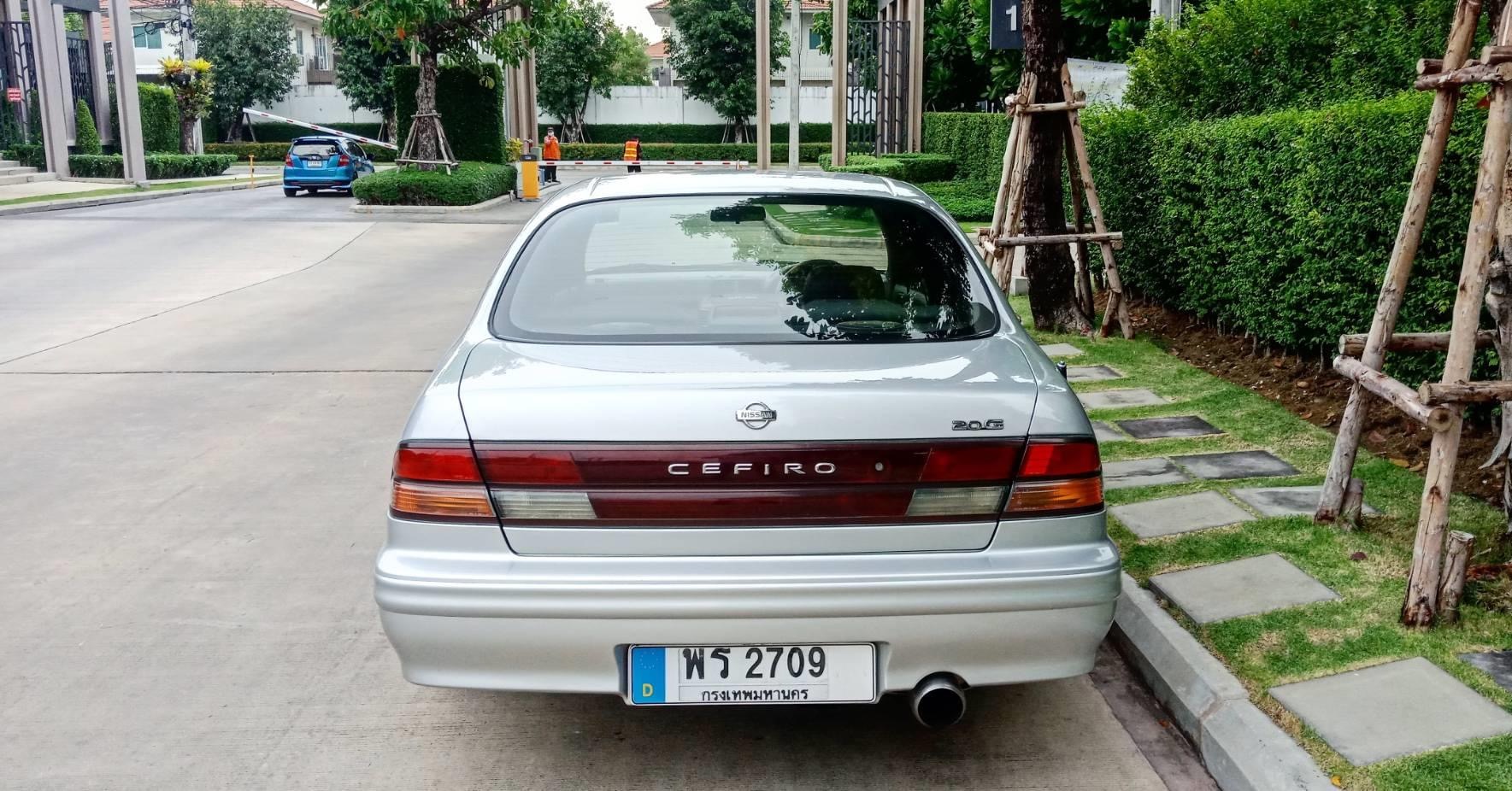 Nissan Cefiro A32 ปี 1997 สีเงิน