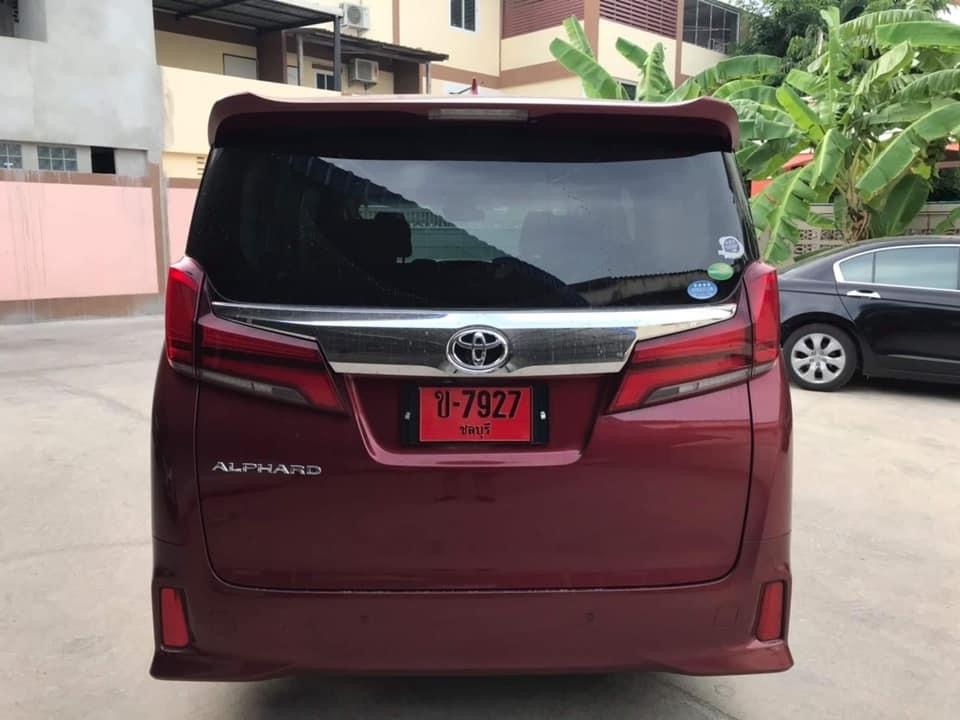Toyota Alphard ปี 2018 สีแดง (รูปที่ 4)