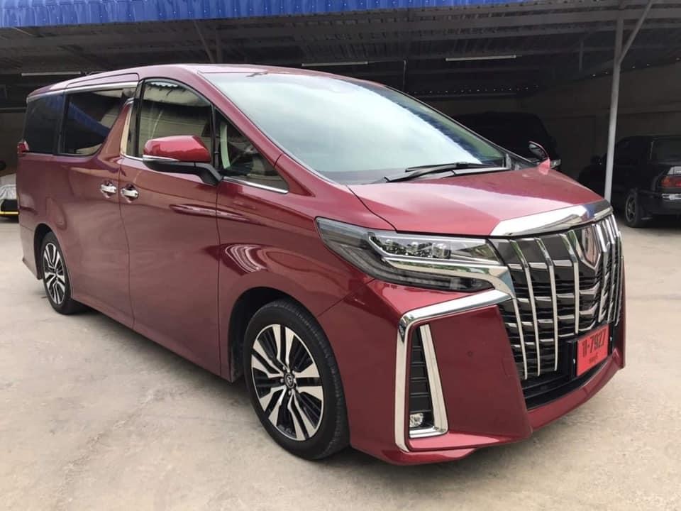 Toyota Alphard ปี 2018 สีแดง (รูปที่ 2)