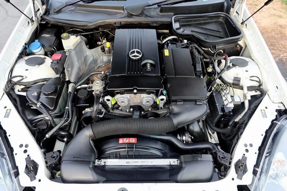 Mercedes-Benz SLK-Class R171 SLK200 ปี 2010 สีขาว (รูปที่ 12)