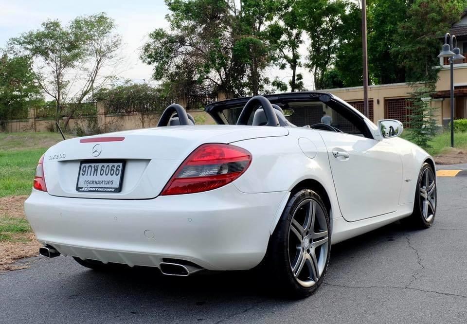 Mercedes-Benz SLK-Class R171 SLK200 ปี 2010 สีขาว