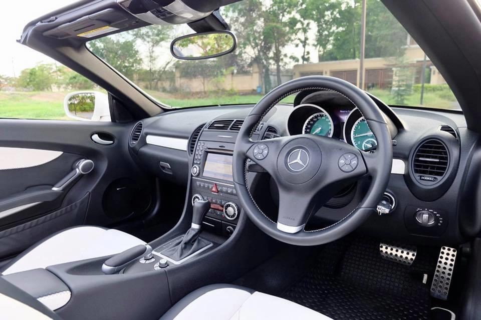 Mercedes-Benz SLK-Class R171 SLK200 ปี 2010 สีขาว (รูปที่ 13)