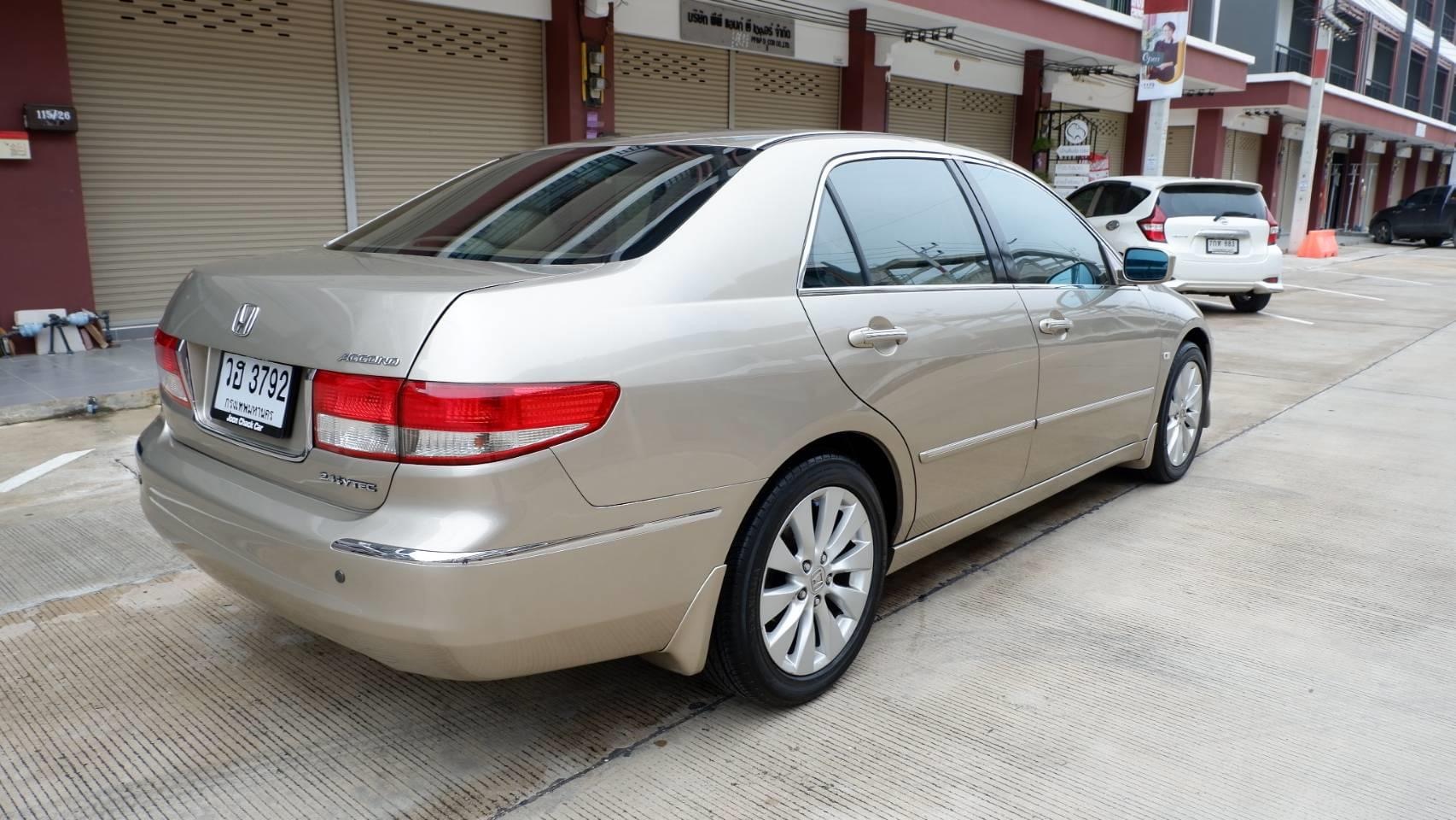 Honda Accord Gen 7 (ปลาวาฬ) ปี 2003 สีทอง (รูปที่ 6)