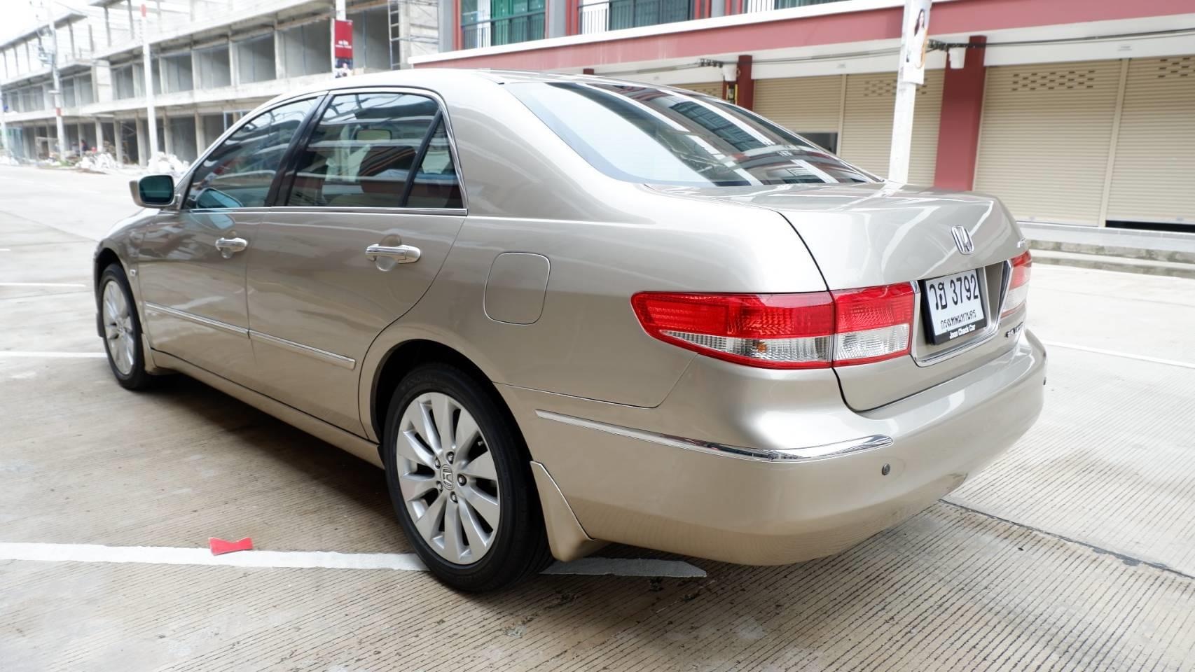 Honda Accord Gen 7 (ปลาวาฬ) ปี 2003 สีทอง (รูปที่ 8)