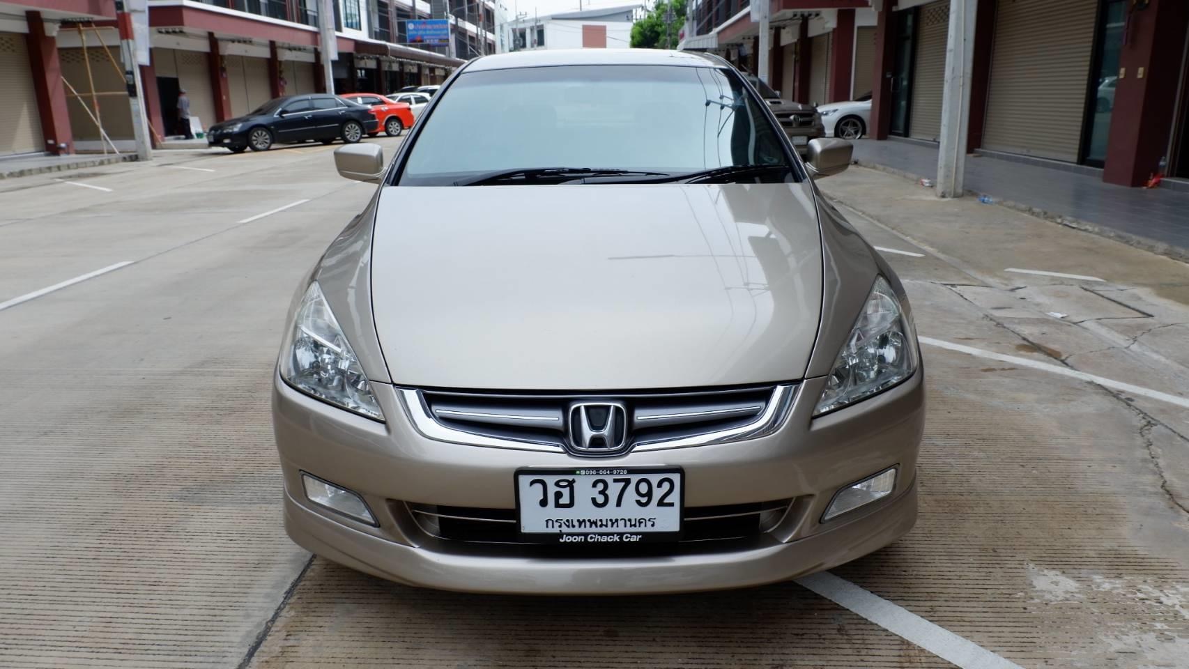 Honda Accord Gen 7 (ปลาวาฬ) ปี 2003 สีทอง (รูปที่ 3)