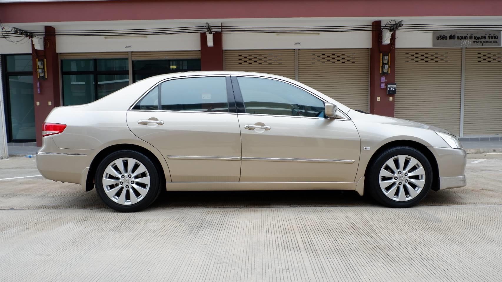 Honda Accord Gen 7 (ปลาวาฬ) ปี 2003 สีทอง (รูปที่ 5)