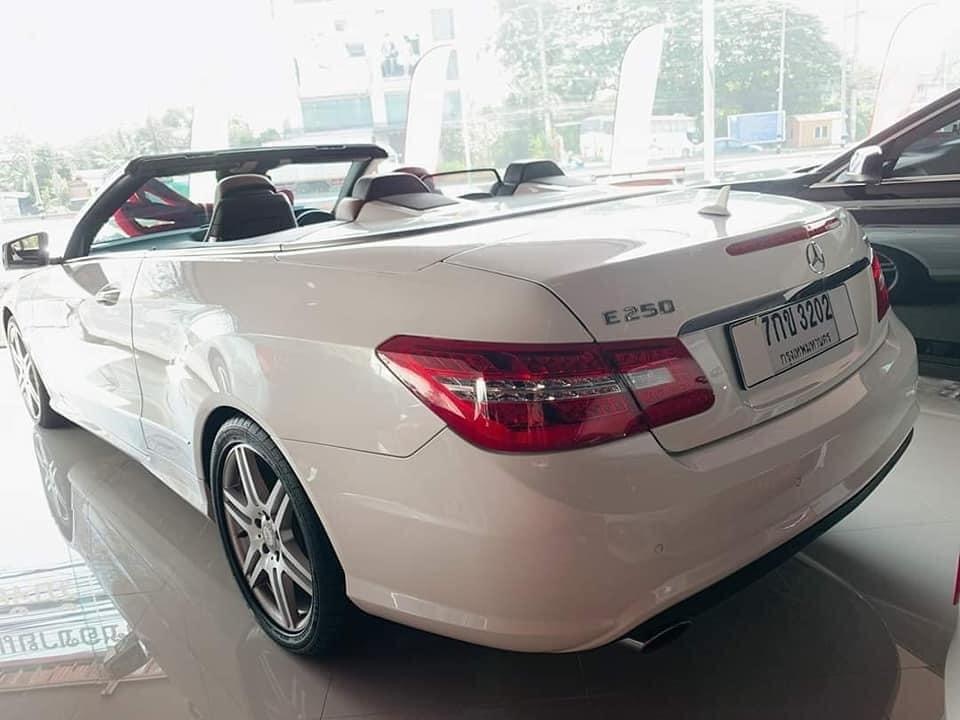Mercedes-Benz E-Class A207 E250 ปี 2012 สีขาว (รูปที่ 4)