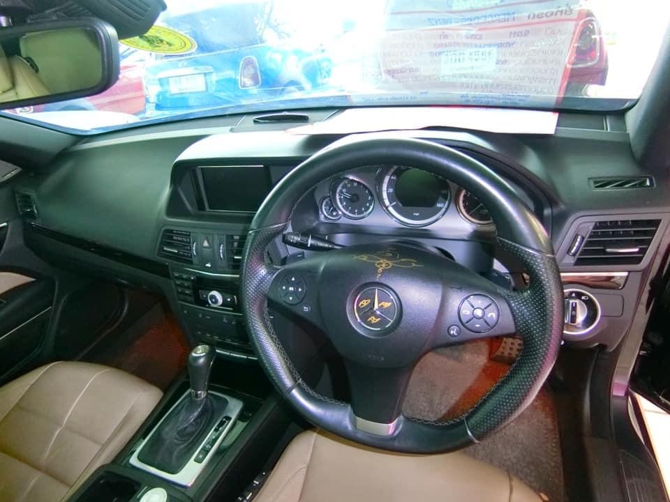 Mercedes-Benz E-Class A207 E250 ปี 2011 สีดำ (รูปที่ 6)