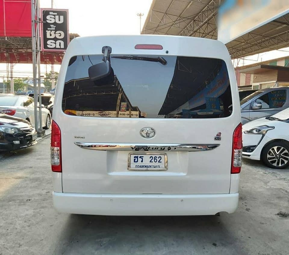 Toyota Ventury ปี 2014 สีขาว (รูปที่ 6)