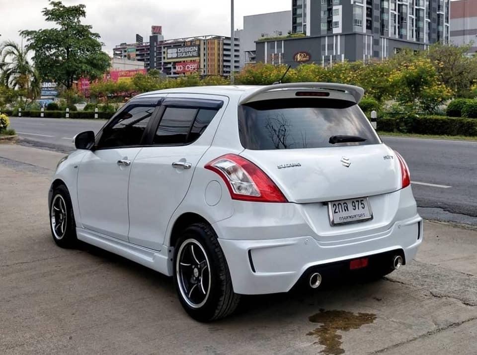 Suzuki Swift ปี 2013 สีขาว (รูปที่ 4)
