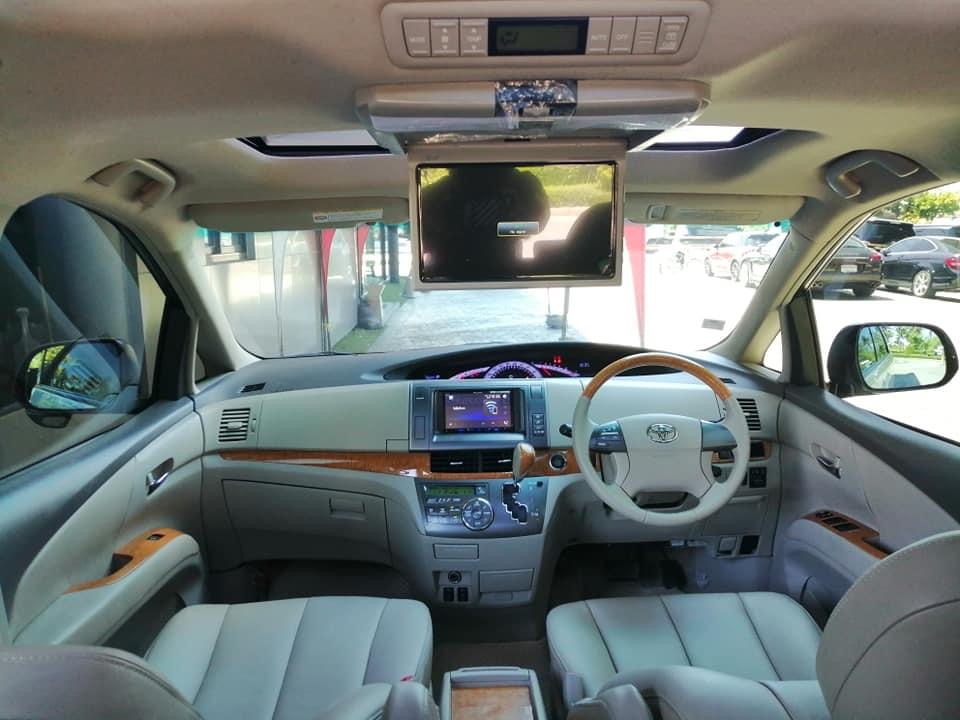 Toyota Estima ปี 2012 สีขาว (รูปที่ 10)