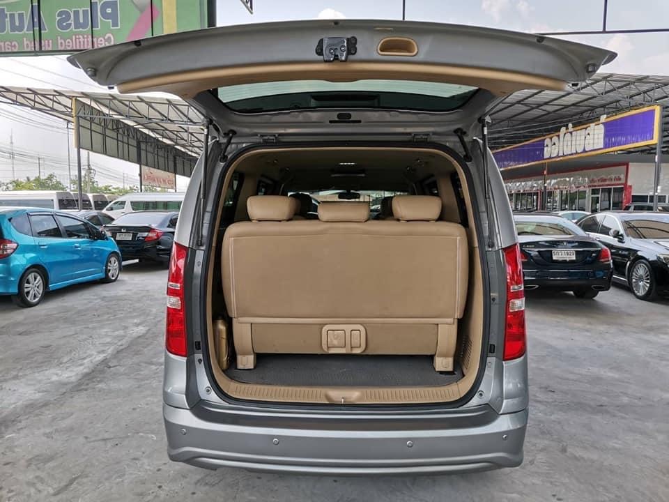 Hyundai H-1 ปี 2014 สีเทา (รูปที่ 12)