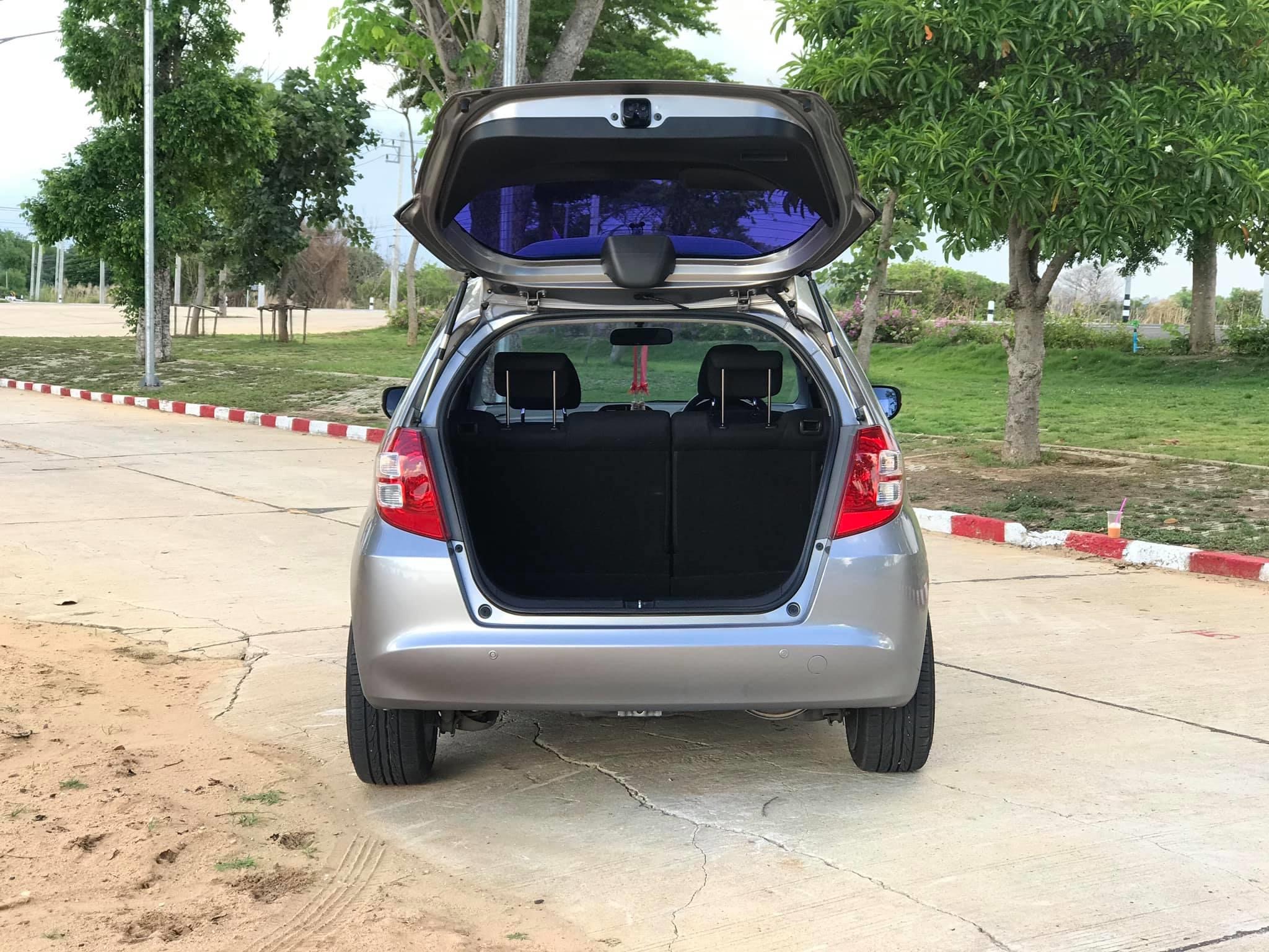 Honda Jazz GE ปี 2008 สีเทา (รูปที่ 14)