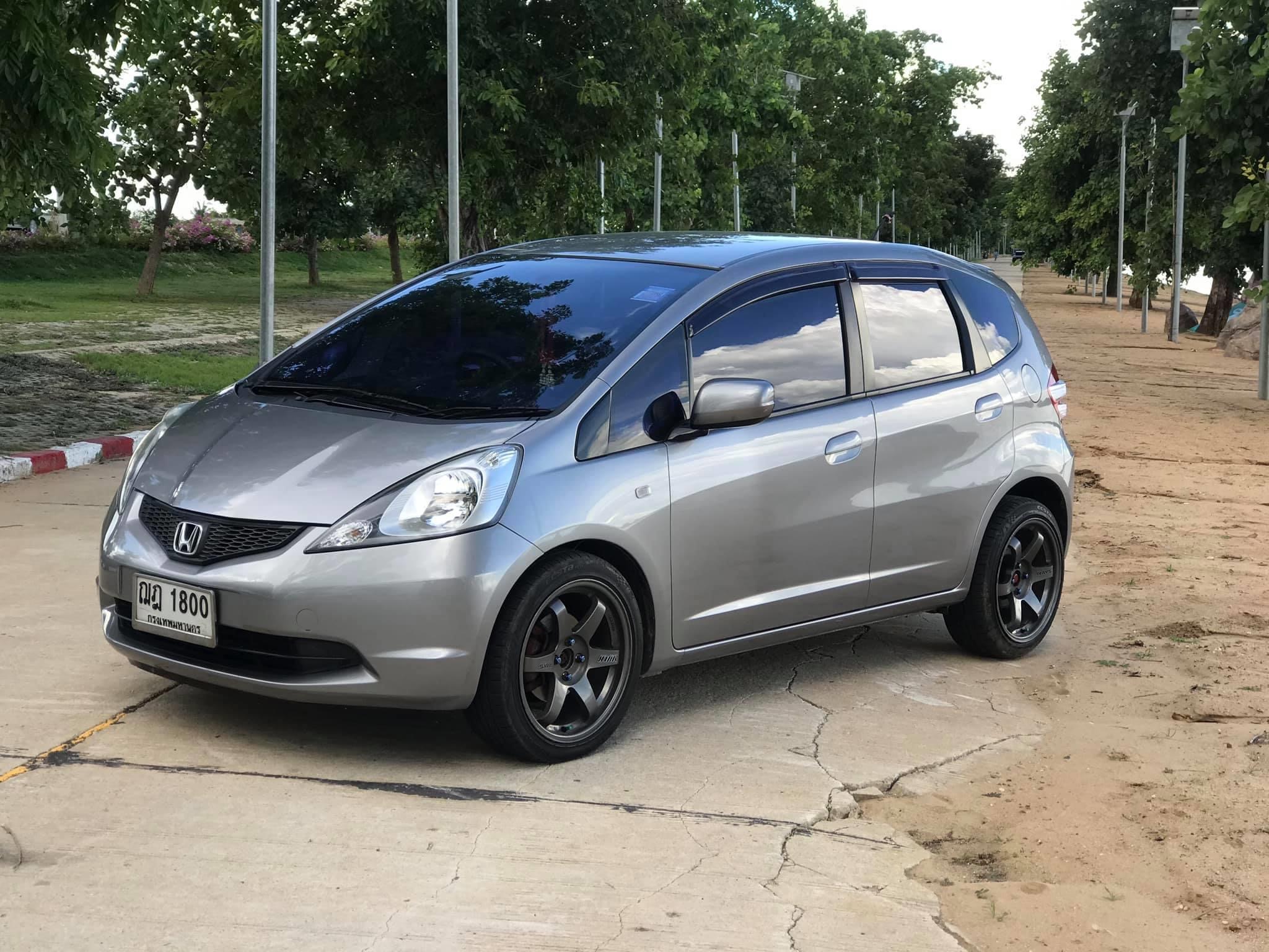 Honda Jazz GE ปี 2008 สีเทา (รูปที่ 11)