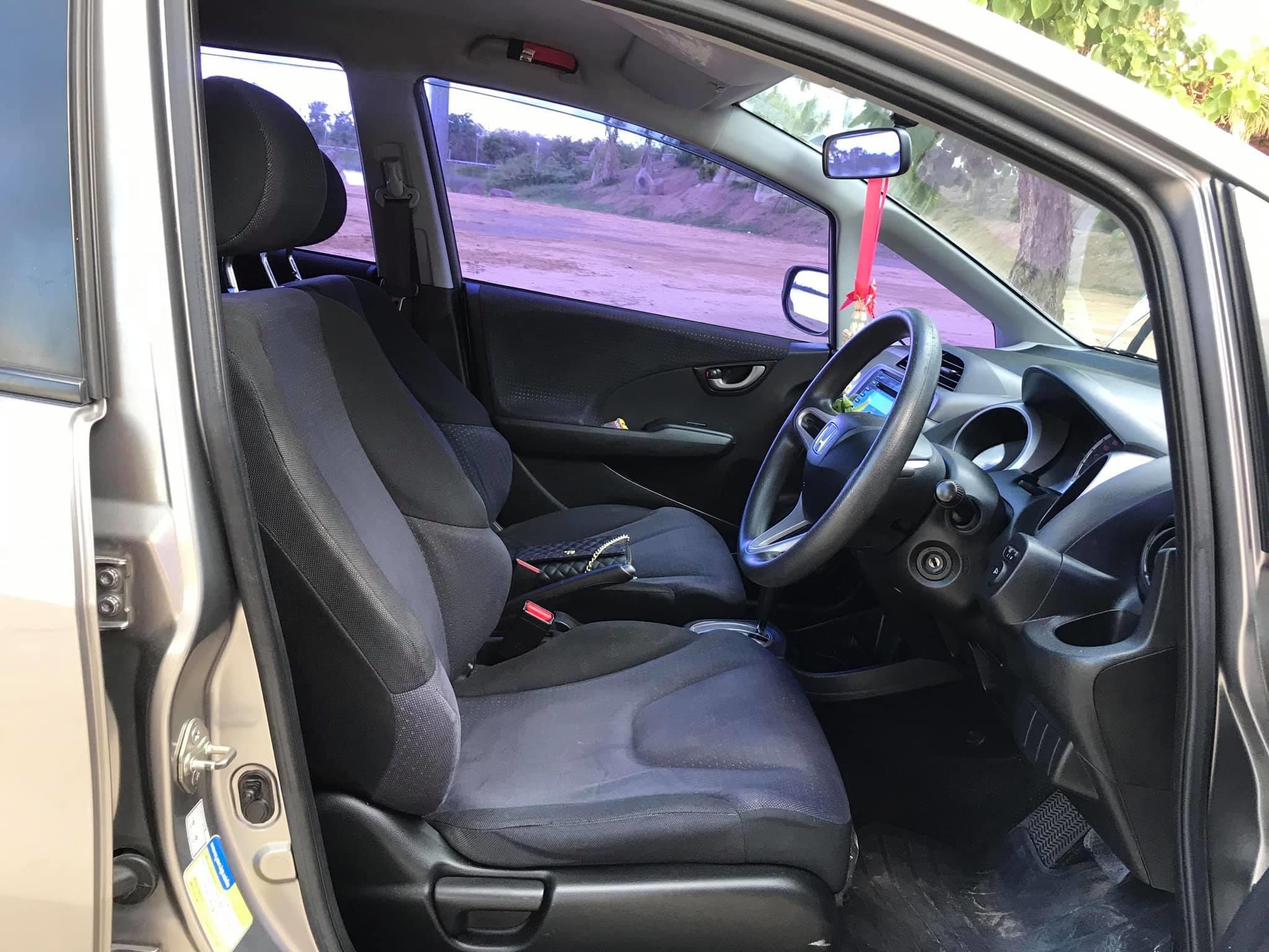 Honda Jazz GE ปี 2008 สีเทา (รูปที่ 3)
