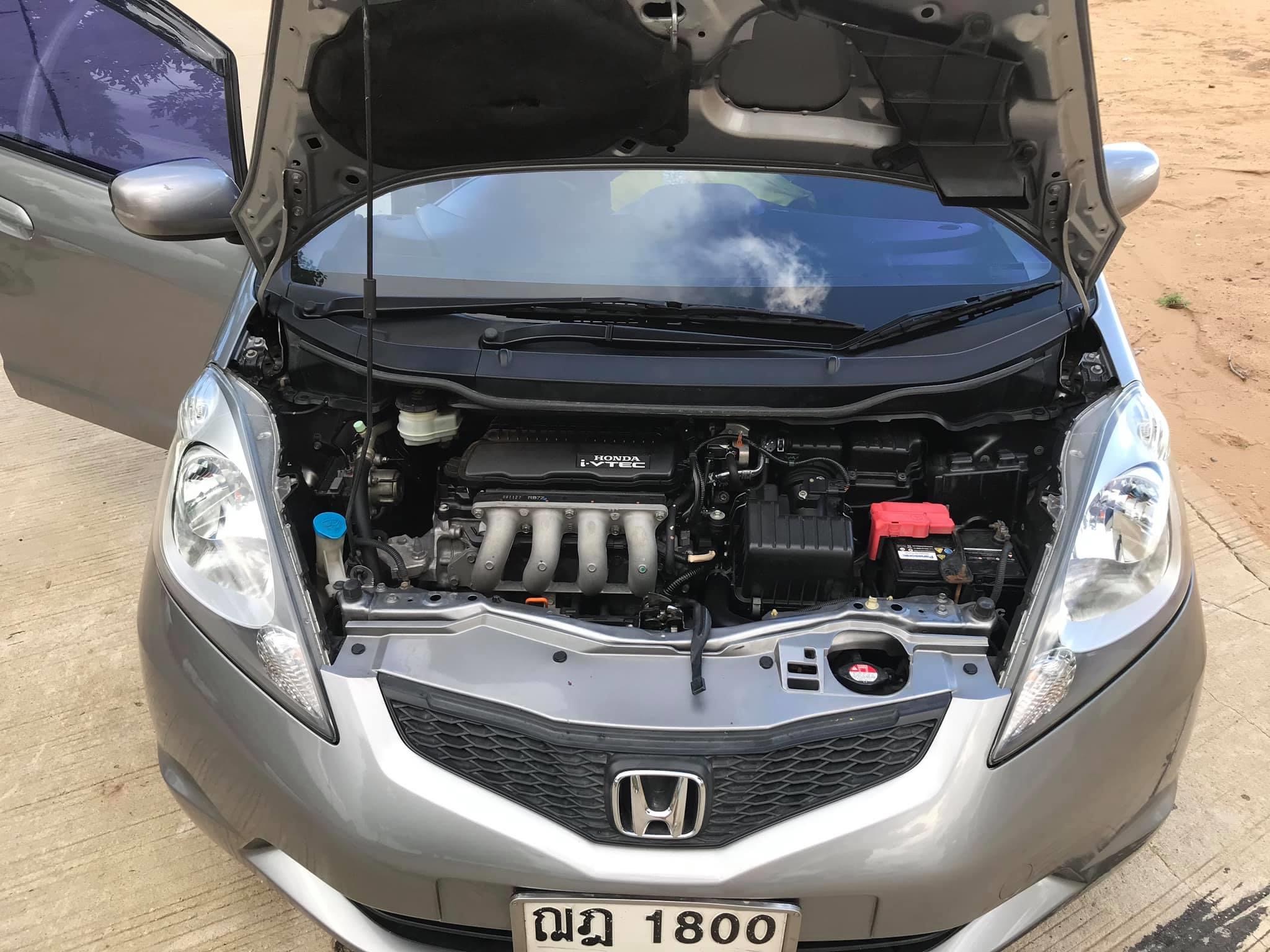 Honda Jazz GE ปี 2008 สีเทา (รูปที่ 10)