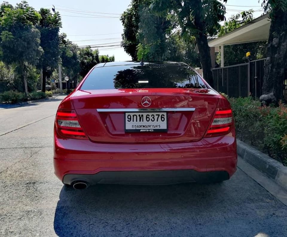 Mercedes-Benz C-Class C204 C180 ปี 2012 สีแดง