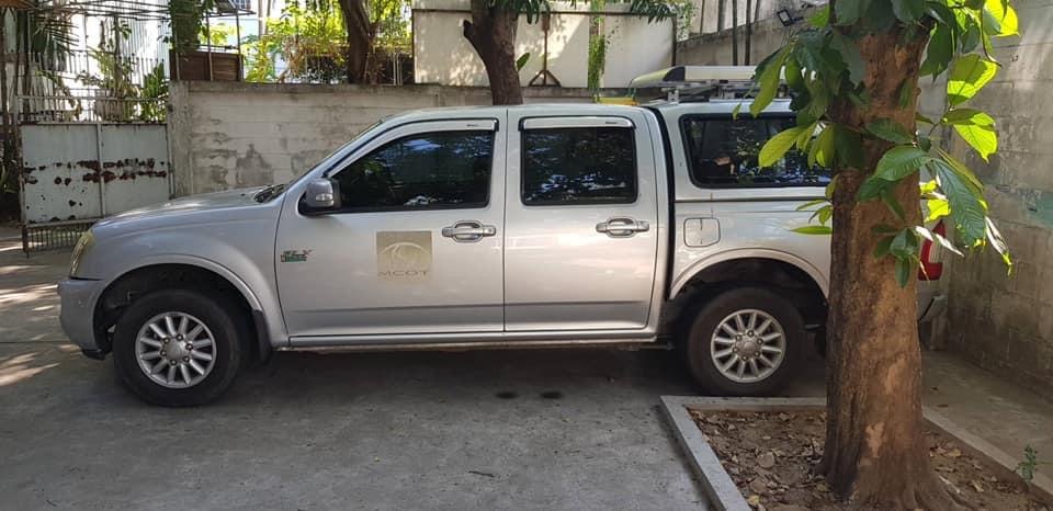 Isuzu D-Max CAB4 ปี 2006 สีเทา