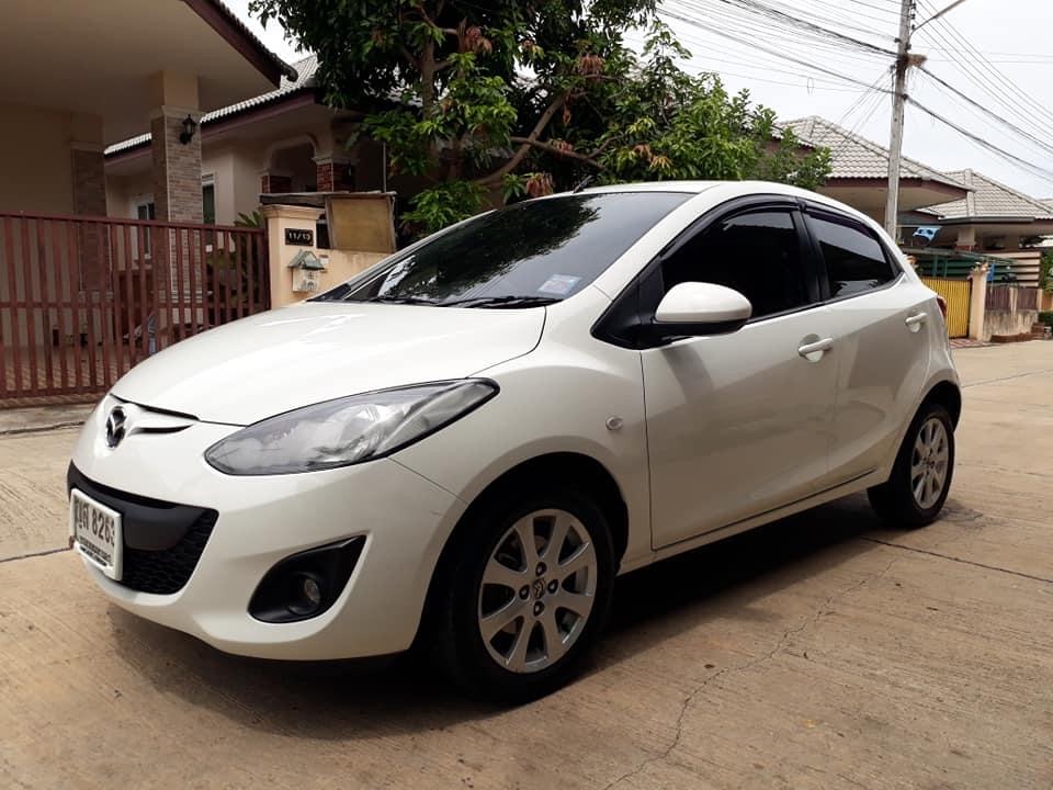 Mazda 2 Sports (5 ประตู) ปี 2011 สีขาว (รูปที่ 2)