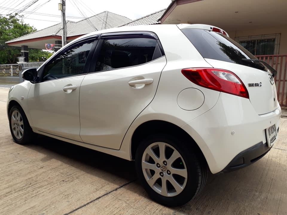 Mazda 2 Sports (5 ประตู) ปี 2011 สีขาว (รูปที่ 6)