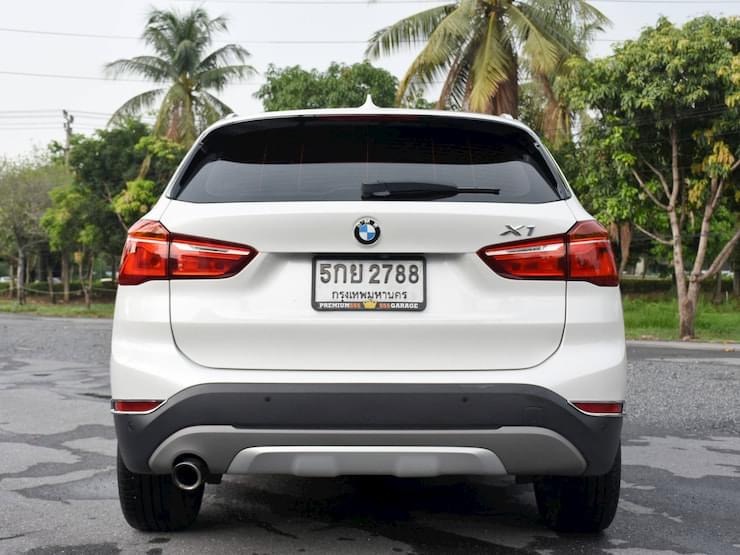 BMW X1 F48 ปี 2016 สีขาว
