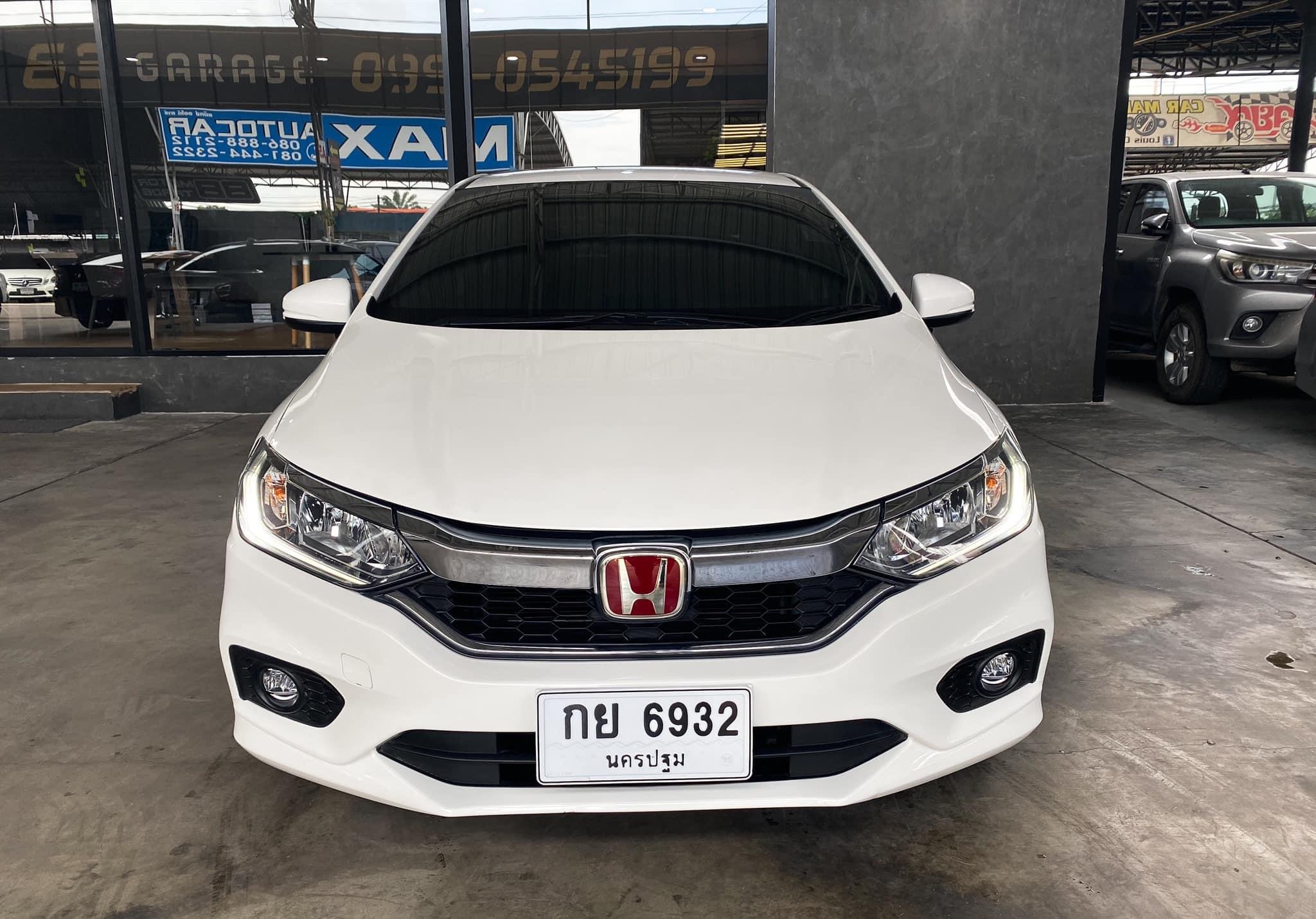 Honda City ปี 2018 สีขาว