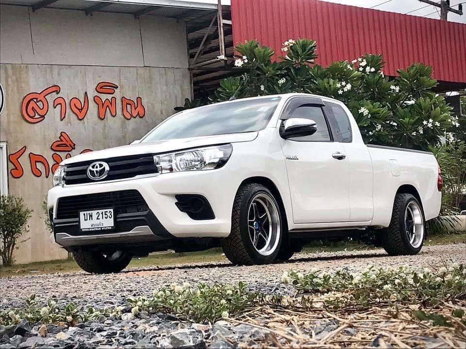 Toyota Hilux Revo Double cab ปี 2018 สีขาว (รูปที่ 7)